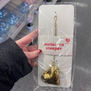 Target Gold Heart Tea Steeper